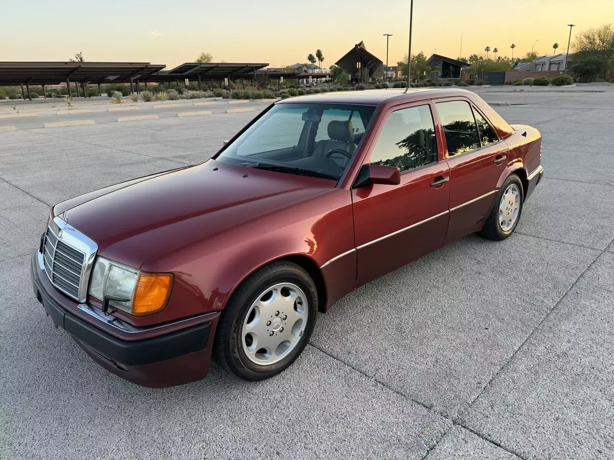 1992 Mercedes-Benz 500-Series E