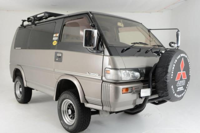 1992 Mitsubishi Delica 4WD 87K Miles Roof Rack