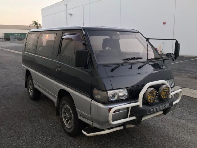 1992 Mitsubishi Delica 4x4 Star Wagon