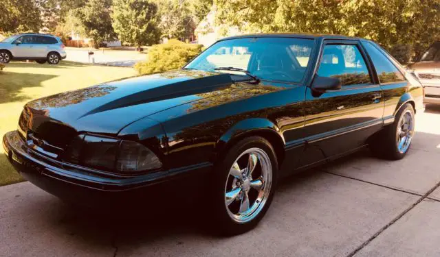 1992 Ford Mustang