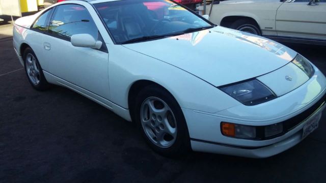 1992 Nissan 300ZX Base 2 dr. Coupe