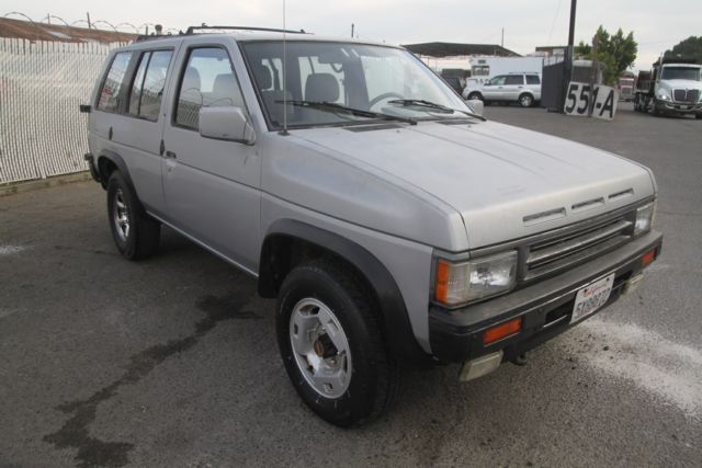 1992 Nissan Pathfinder Base Sport Utility 4-Door