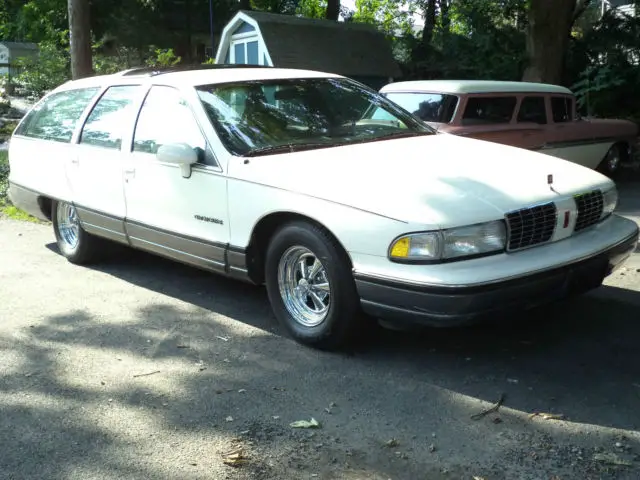 1992 Oldsmobile Custom Cruiser customcruiser station wagon