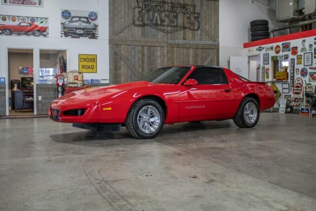 1992 Pontiac Firebird Formula 5-Speed