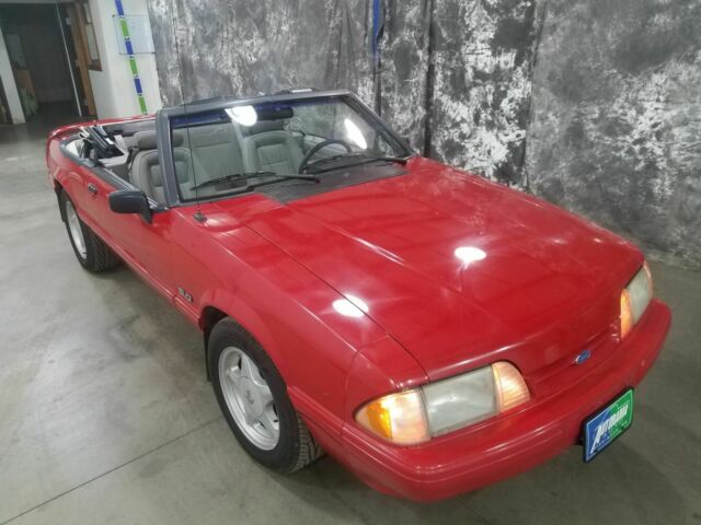 1992 Ford Mustang LX Sport Convertible