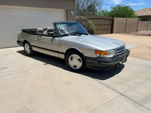 1992 Saab 900