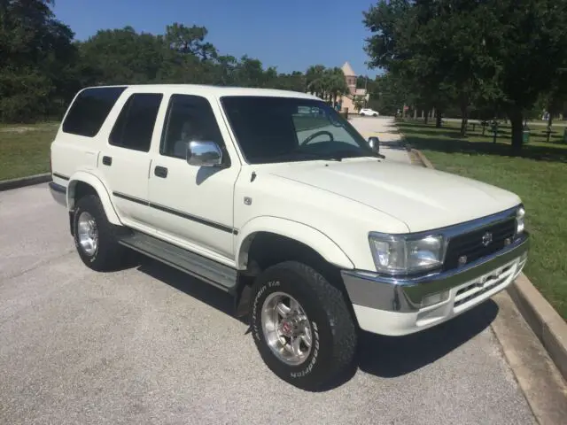 1992 Toyota 4Runner 2.4 L   Turbo  Diesel  4x4 A.C. Land Cruiser