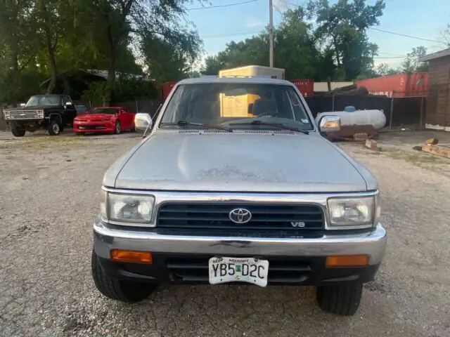 1992 Toyota 4Runner VN39 SR5