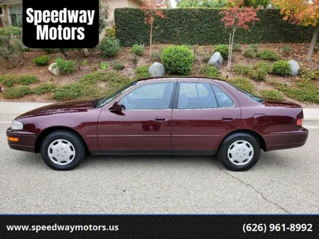 1992 Toyota Camry LE 4dr Sedan