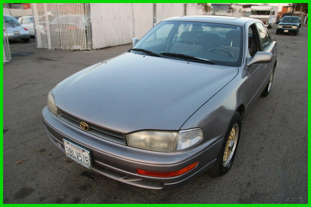 1992 Toyota Camry LE V6