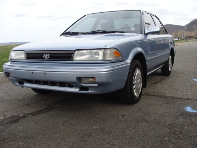1992 Toyota Corolla LE