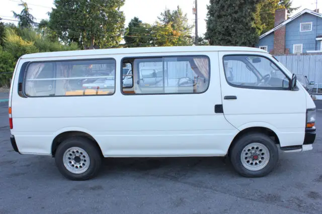 1992 Toyota HIACE VAN Long Base