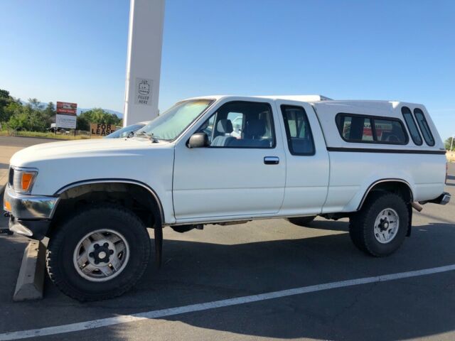 1992 Toyota Pickup SR5