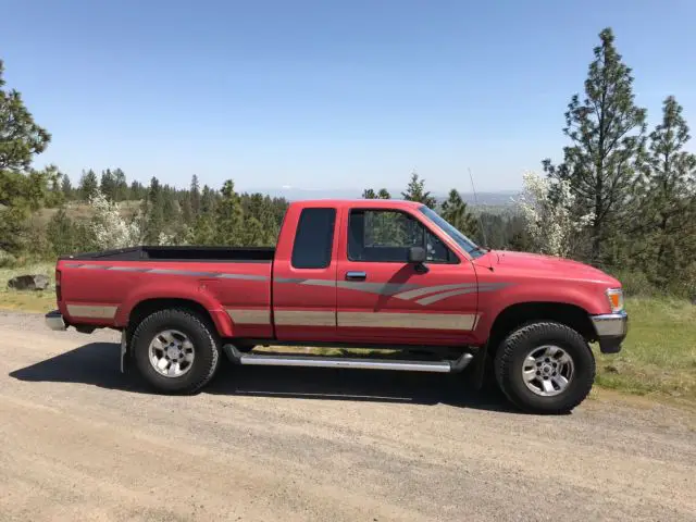 1992 Toyota Pickup ~ 4X4 ~ SR5