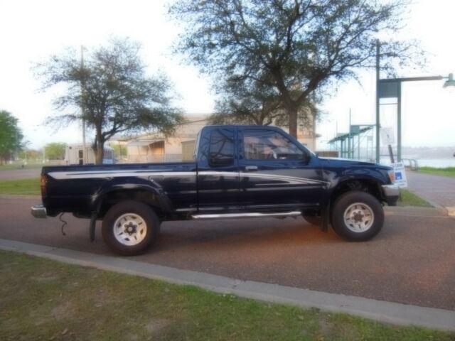 1992 Toyota Pickup 1992 Toyota Pickup Truck 4 W D