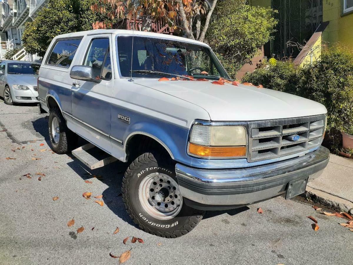 1992 Ford Bronco XLT