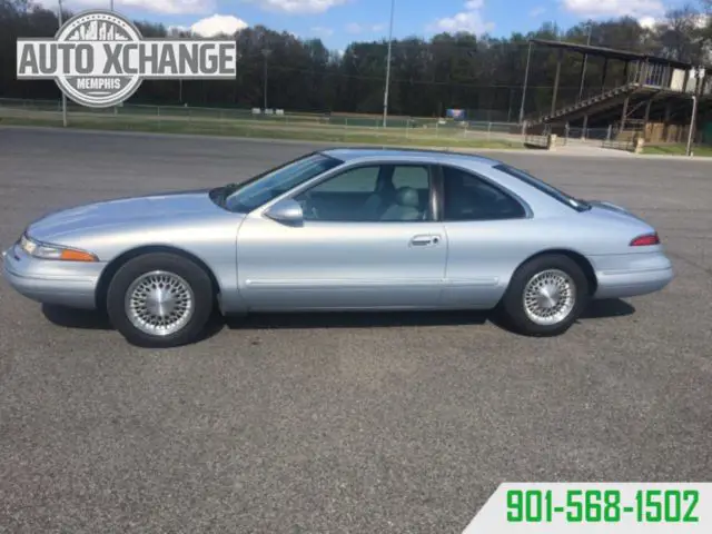 1993 Lincoln Mark VIII Base Sedan 2-Door