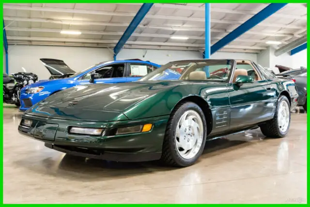 1993 Chevrolet Corvette 2dr Coupe Hatchback