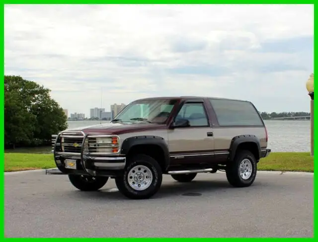 1993 Chevrolet Blazer Base 2dr 4WD SUV