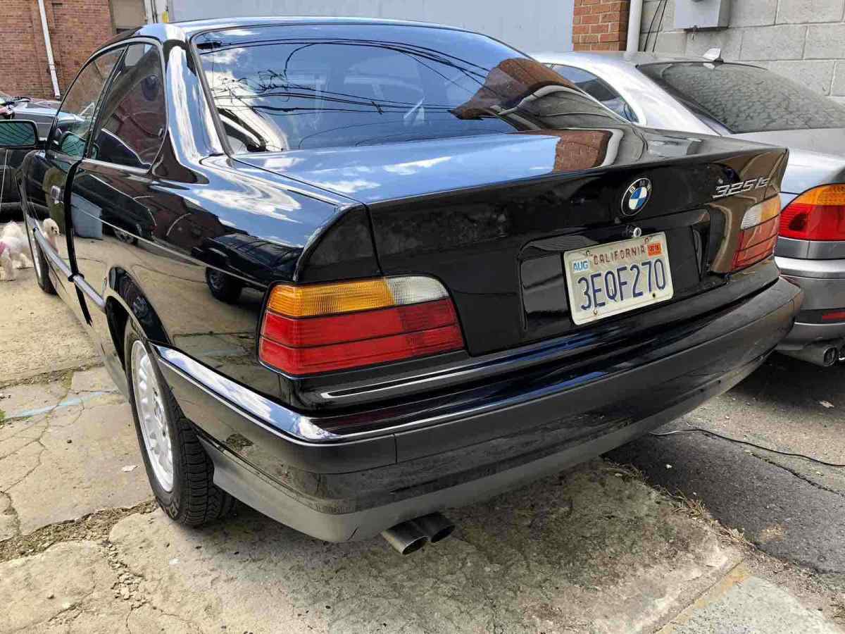 1993 BMW 325is I