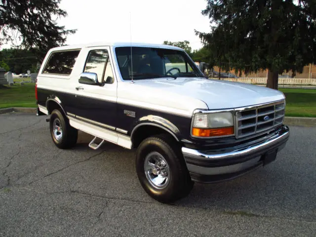 1993 Ford Bronco XLT