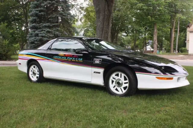 1993 Chevrolet Camaro Z28 Pace Car