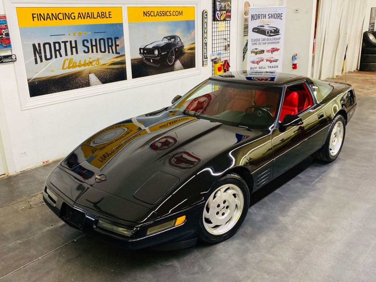 1993 Chevrolet Corvette - SUPER CLEAN - LOW MILES - MANUAL TRANS -