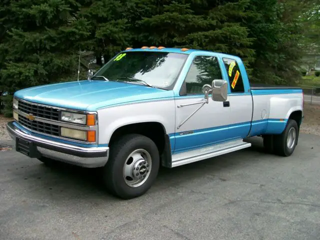 1993 Chevrolet Other Pickups DUALLY FLEETSIDE 3500