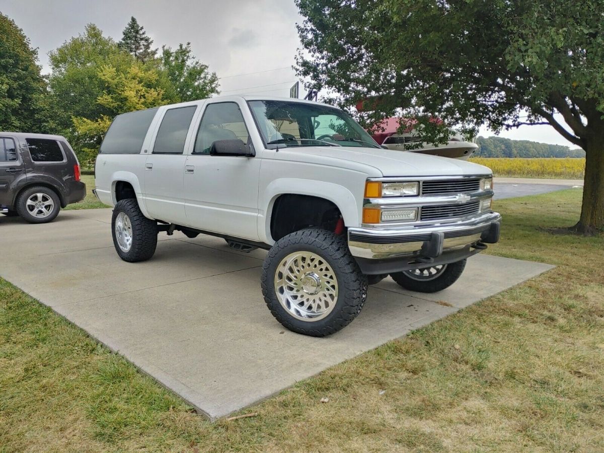 1993 Chevrolet K2500 Suburban K2500