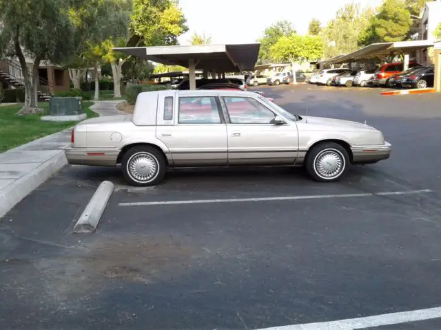 1993 Chrysler New Yorker 5th ave