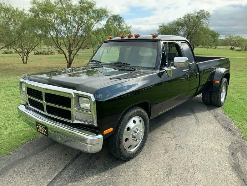 1993 Dodge Other Pickups 5.9 Cummins AC nice Paint Eagle alloys collectible