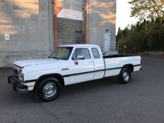 1993 Dodge Ram 2500 Extended cab 12 Valve 5.9  cummins Diesel