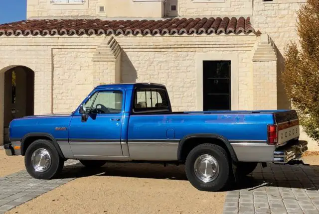 1993 Dodge Ram 2500 LE