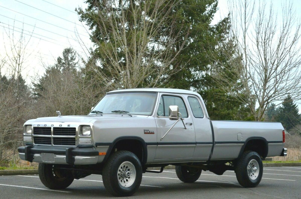 1993 Dodge Ram 2500 ~ 4X4 ~ FIRST GEN ~ 12 VALVE ~