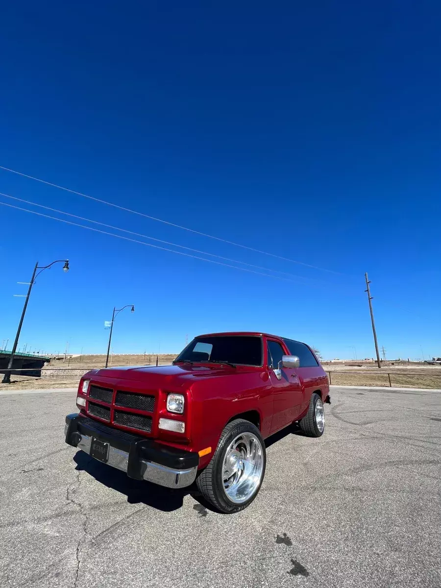 1993 Dodge Ramcharger red interior power interior