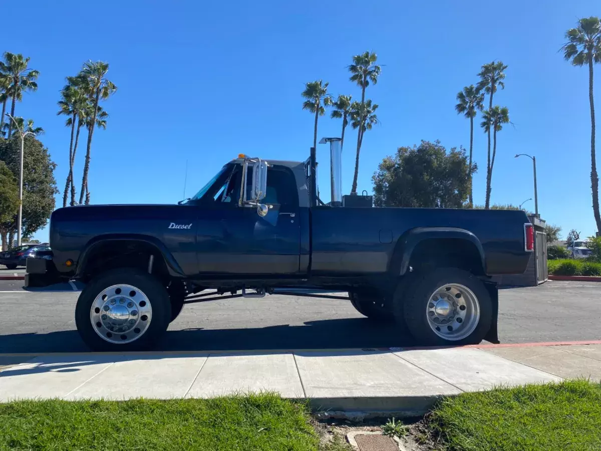 1993 Dodge Ramcharger Cummins Turbo Diesel 12 Valve 4X4 NV4500 5 speed trans.