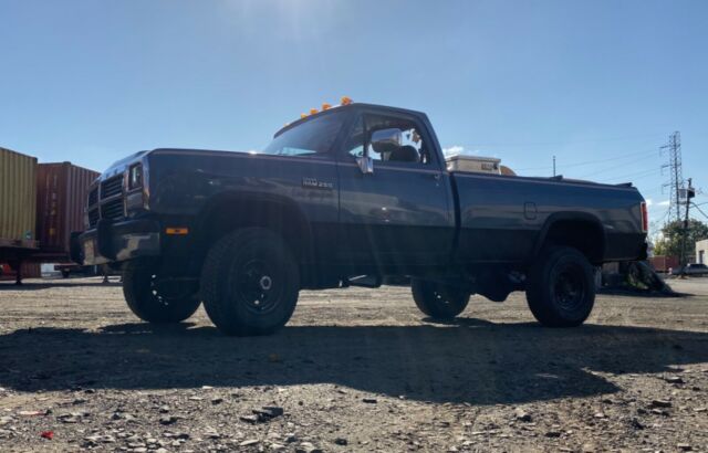 1993 Dodge Ram 2500 Le