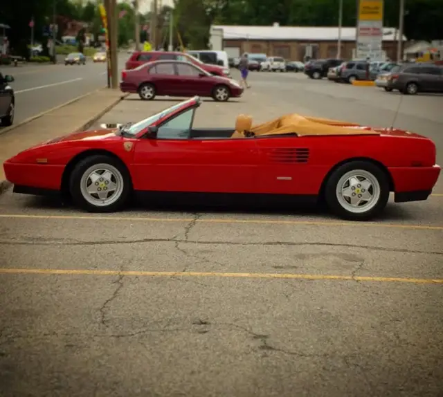 1993 Ferrari Mondial