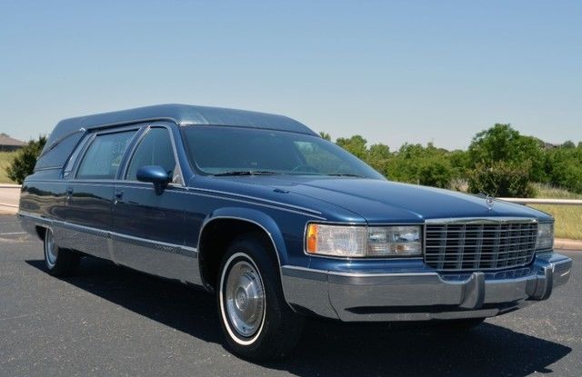 1993 Cadillac Fleetwood Superior Coachbuilders Custom Hearse