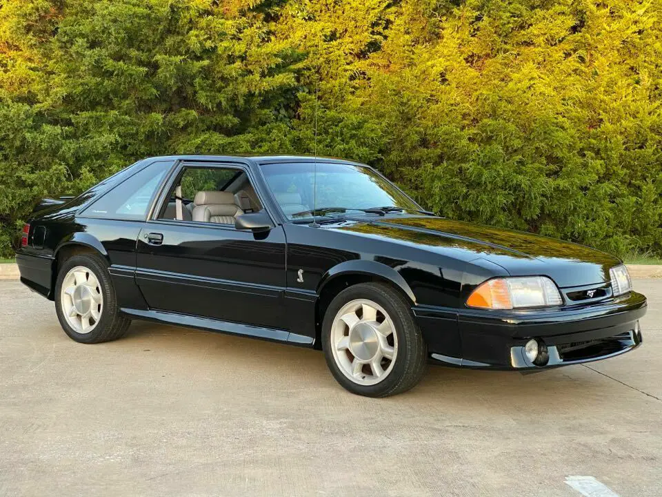 1993 Ford Mustang Mustang Cobra, 4300 miles, 1 Owner