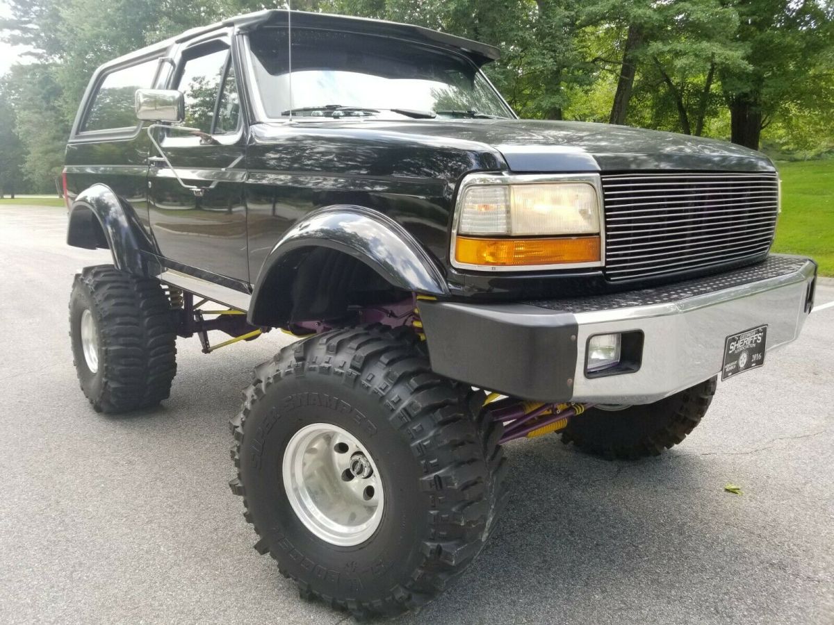 1993 Ford Bronco XLT