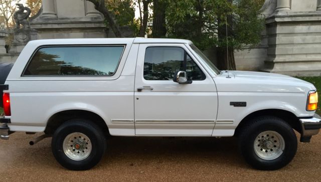 1993 Ford Bronco XLT