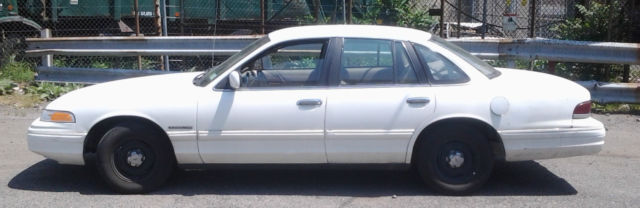 1993 Ford Crown Victoria