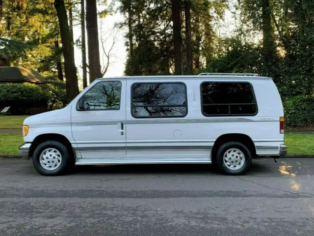 1993 Ford E-Series Van Universal Van