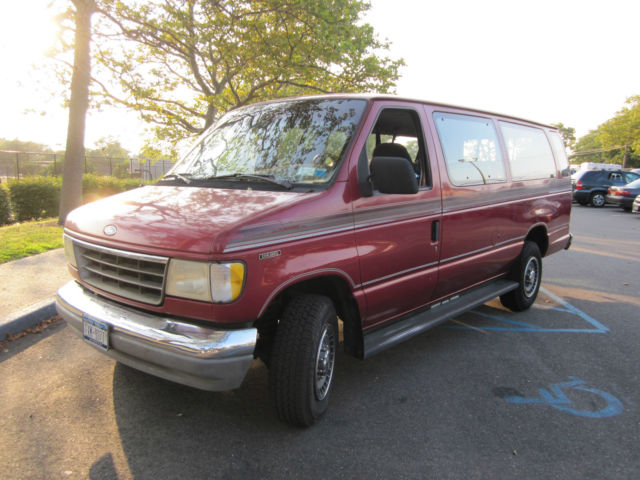 1993 Ford E-Series Van Club Wagon XLT