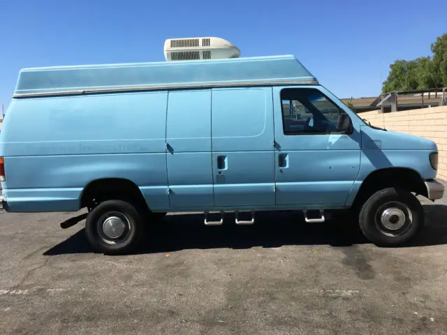 1993 Ford E-Series Van Base Standard Cargo Van 2-Door