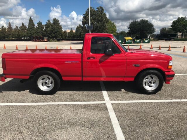 1993 Ford F-150 gray