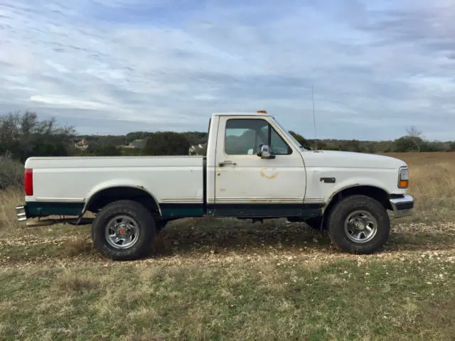 1993 Ford F-150 White