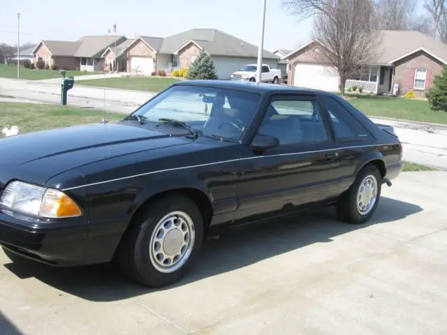 1993 Ford Mustang LX