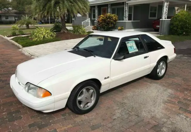 1993 Ford Mustang LX 5.0 5 SPEED ORIGINAL PAINT BLACK INT 70K MILES